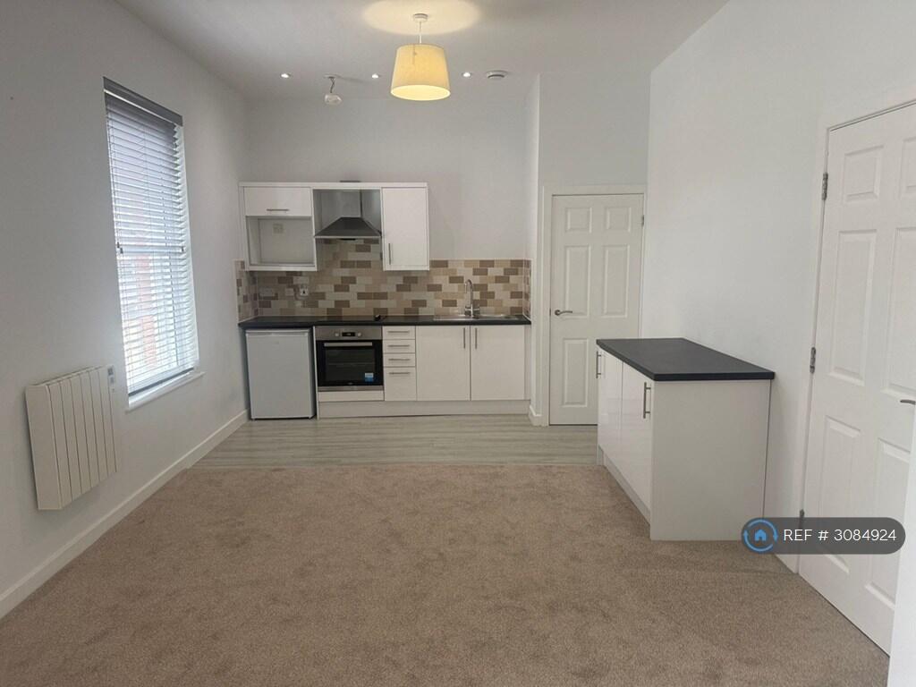 Apartment in Darlington - View 2