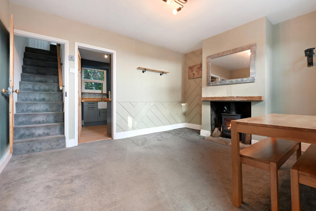 House in Leeds, Horsforth - View 3