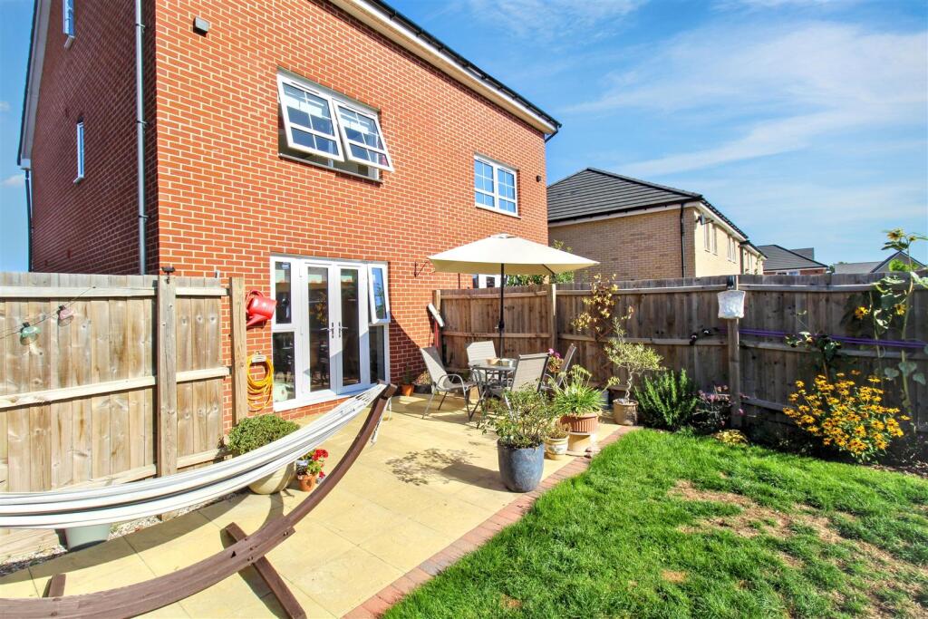 House in Broadland, Sprowston - More