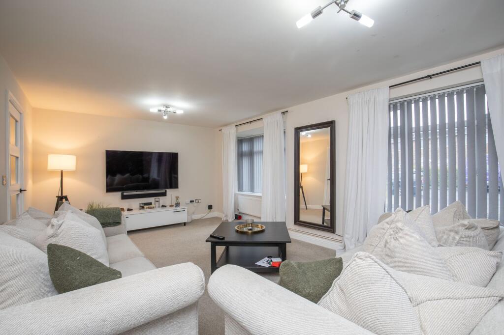 House in Porthcawl - View 3