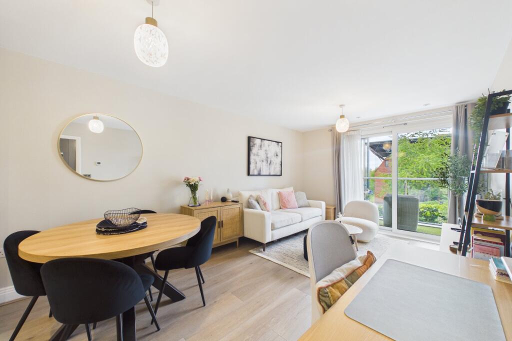 Main image of property: St. Ives Road, Maidenhead, Berkshire, SL6