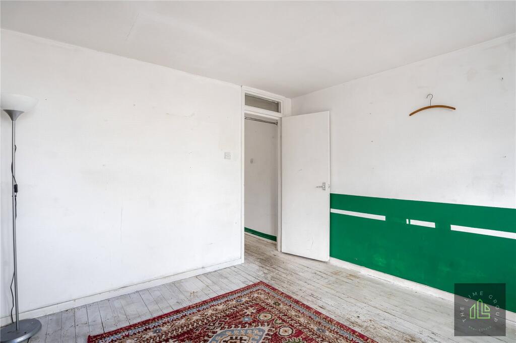 Apartment in London - View 5