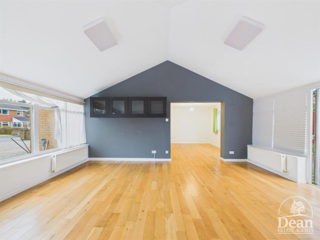 Poolway Place, Coleford photo 3