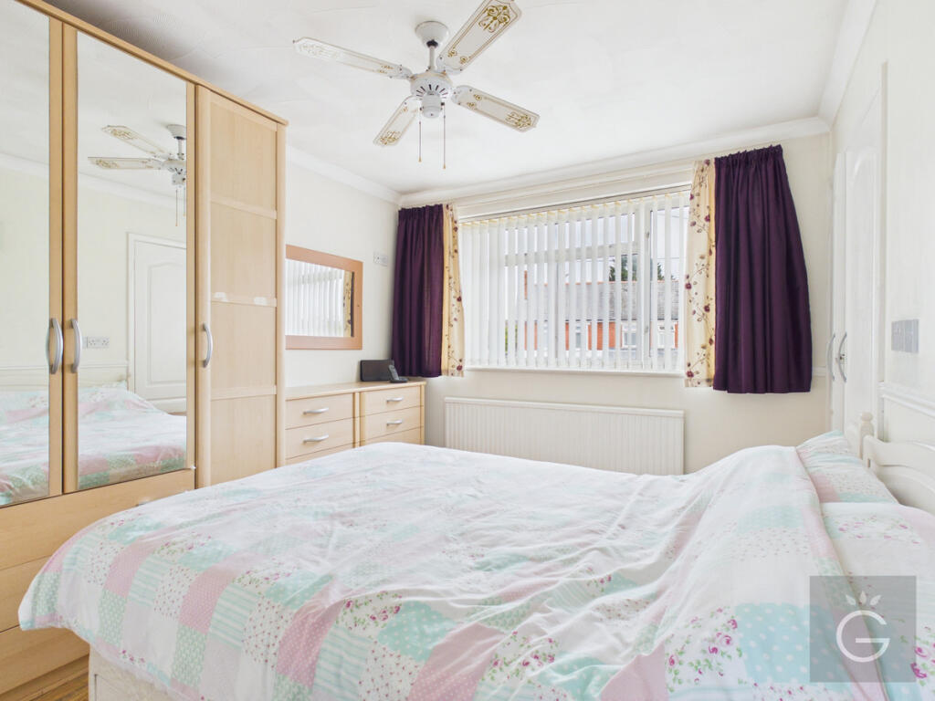 House in Reading, Whitley Wood - More