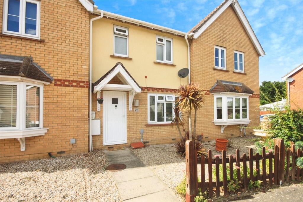 Main image of property: Carlyle Gardens, Wickford, Essex, SS12