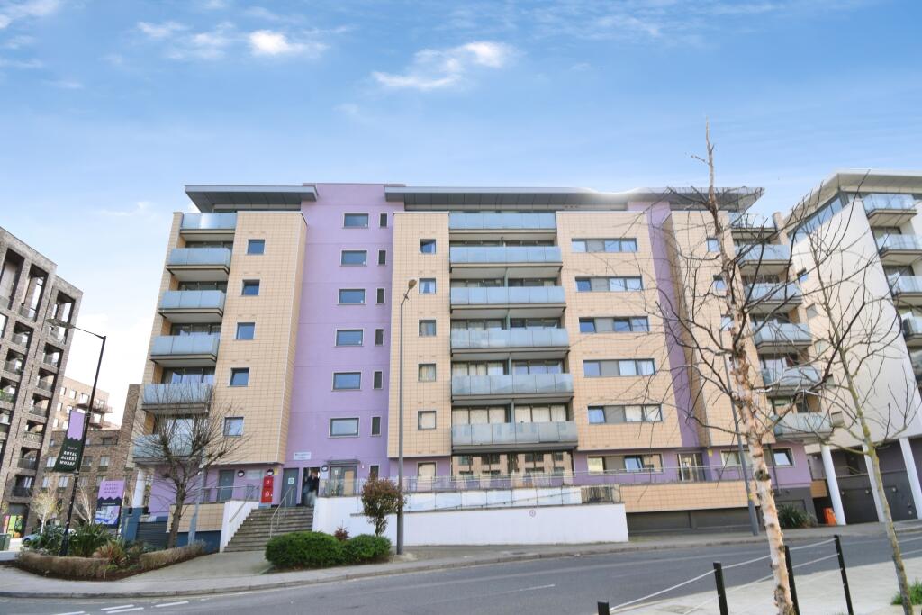 1-bed flat on 1 Gallions Road, London, E16, £265,000