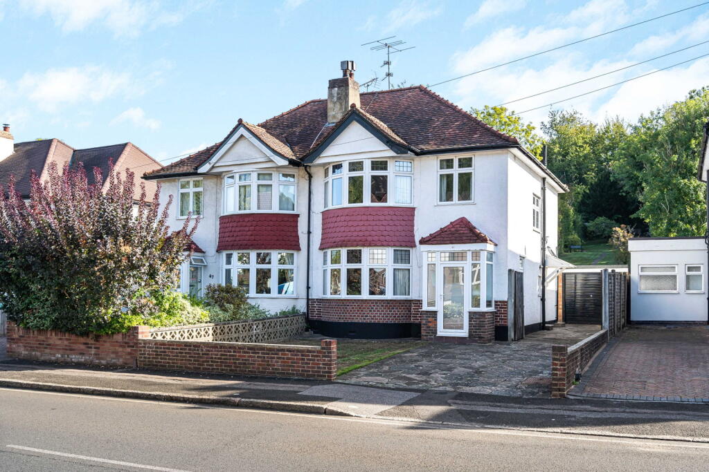 Main image of property: Chaldon Way, Coulsdon, CR5 1DJ