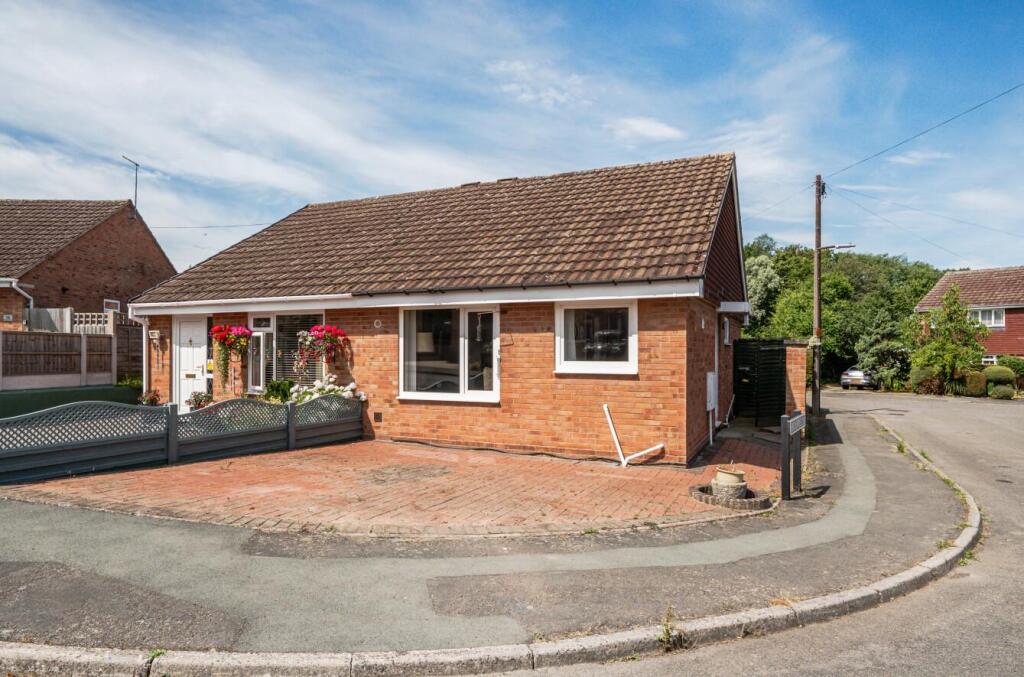 Main image of property: 50 Brookfield, Bayston Hill, Shrewsbury, SY3 0LR