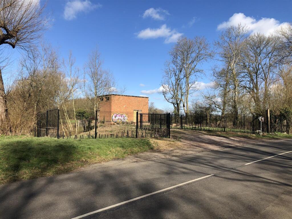 Main image of property: Commercial Storage Land, Broome Lane, East Goscote, Leicester LE7 3WQ