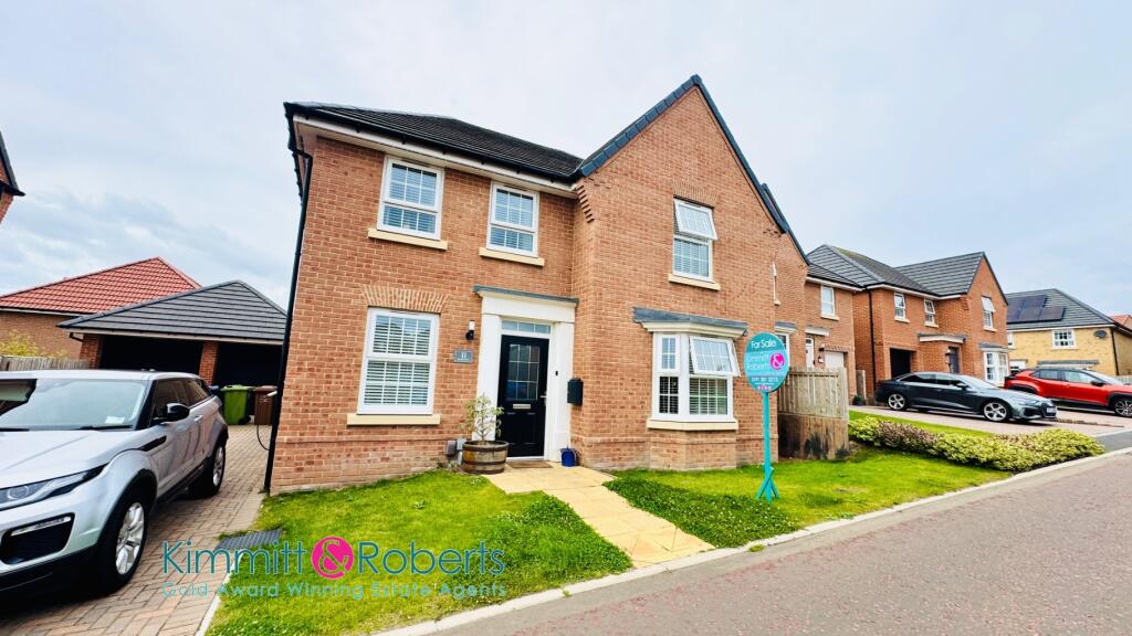 4-bed detached on Hartland Close, Ryhope, Sunderland, Tyne and Wear, SR2, £370,000