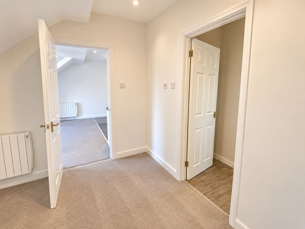 Apartment in Bassetlaw, Worksop - More