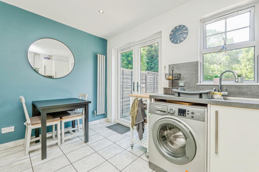 De Havilland Road, Pengam Green, Cardiff - View 5