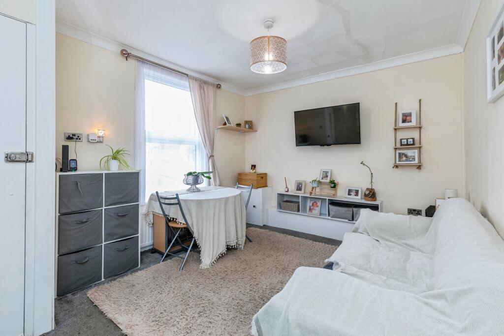 House in Frindsbury - View 4