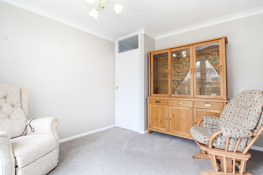 House in Bedford - View 6