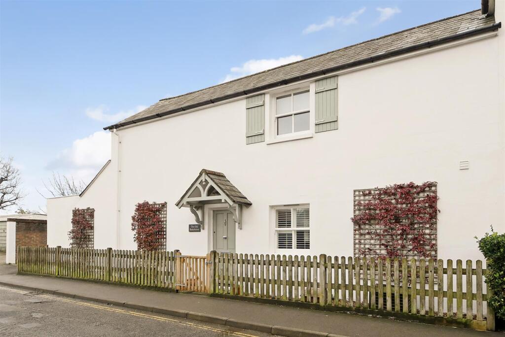 Main image of property: Bosham Lane, Bosham