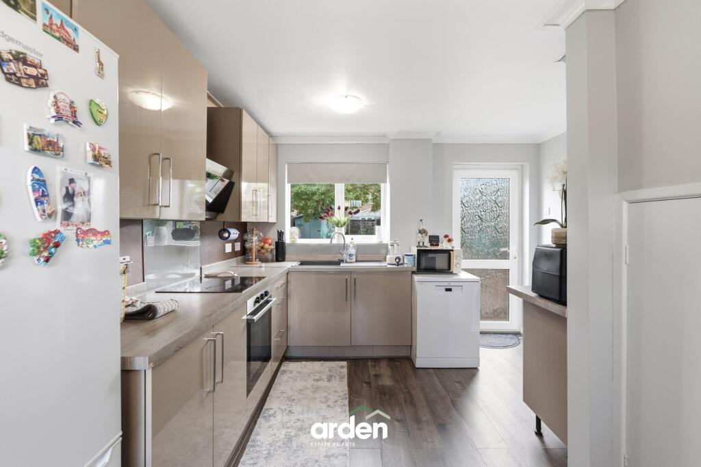 Cartmel Close, Worcester, WR4 photo 3
