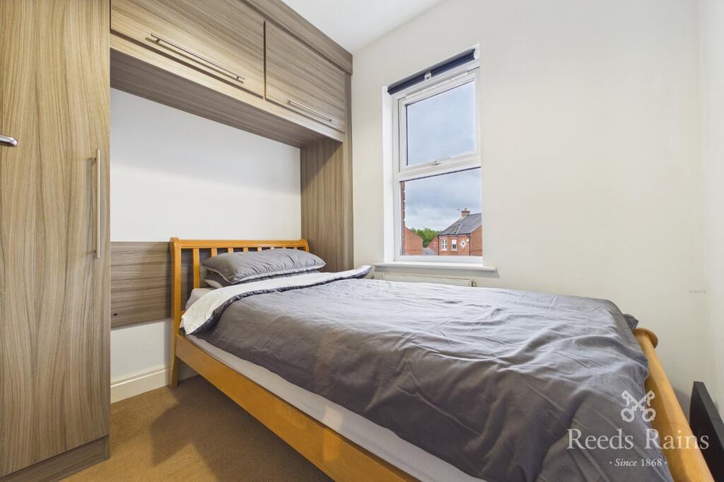 Apartment in Preston, Walton Park, Lostock Hall - More