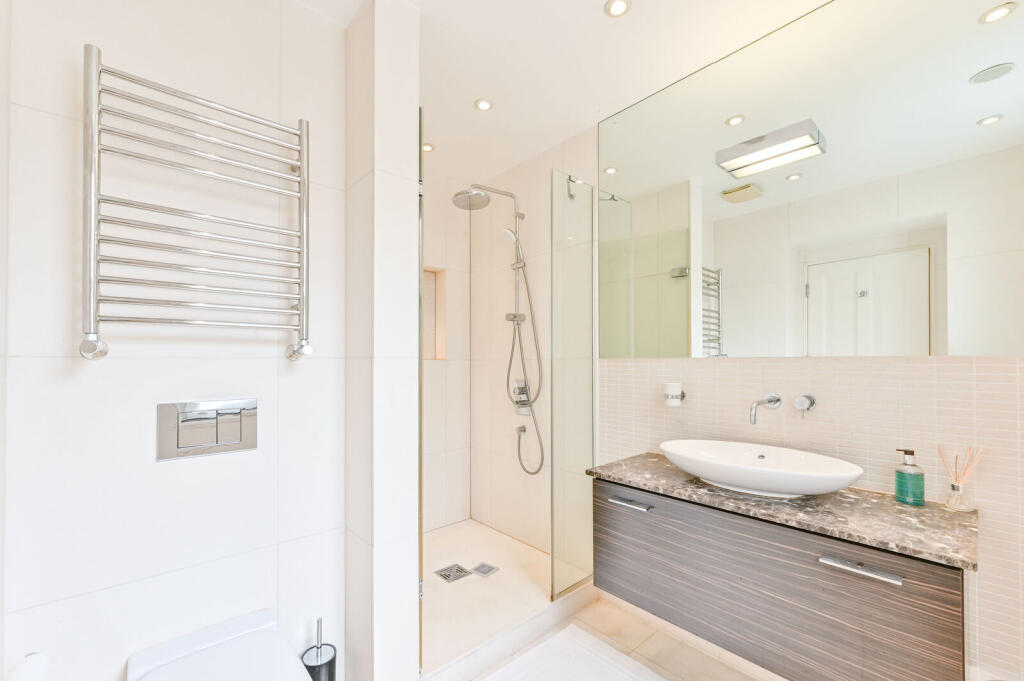 Apartment in London, Marylebone - View 5