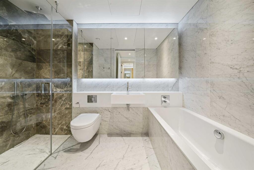 Apartment in London - More