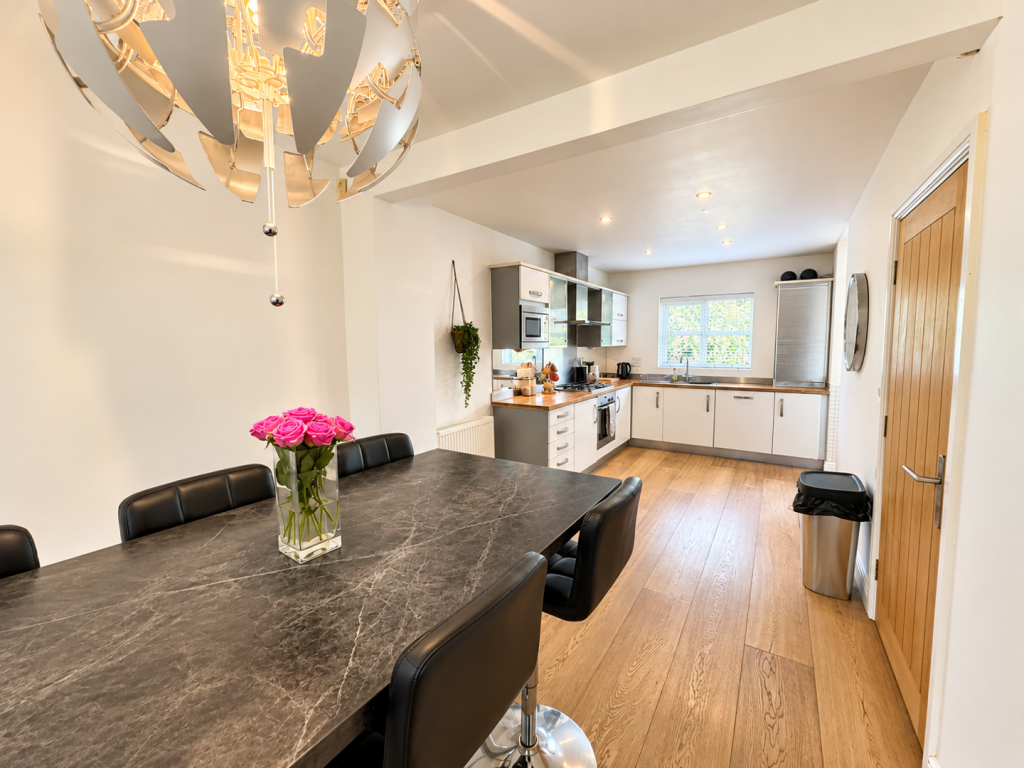 House in Manchester, Greater Manchester - View 4