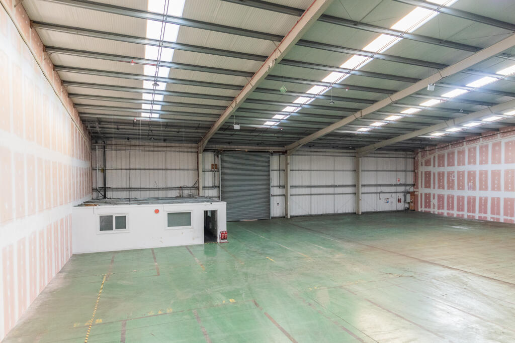 Unit 6 Trident Trade Park, Cardiff WEB-16.jpg