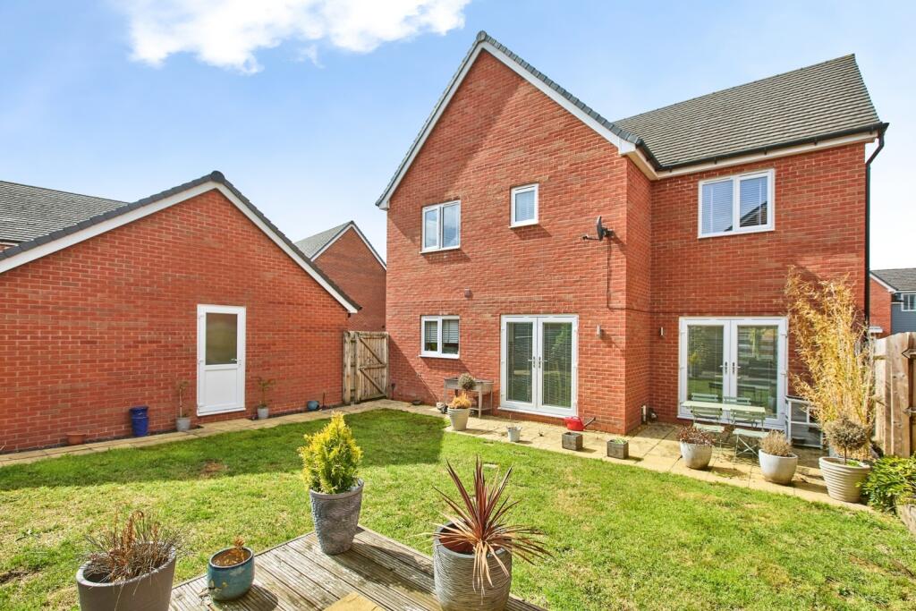 House in Derby, Hilton - More