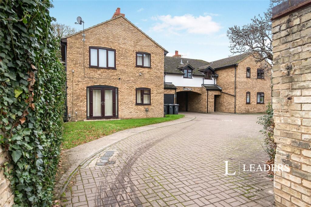 Main image of property: Hitchin Road, Shefford, Bedfordshire, SG17