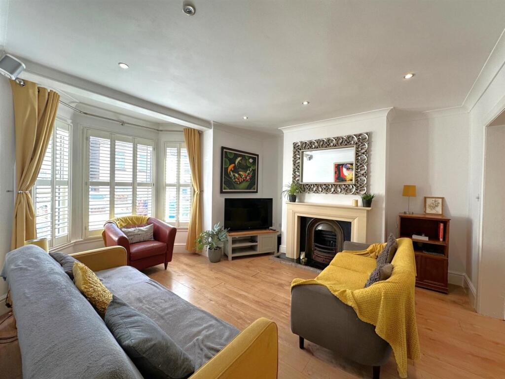 Main image of property: Waterloo Road, Aldershot