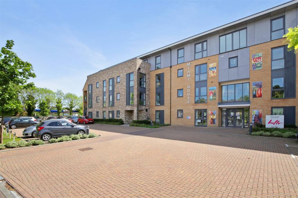 Main image of property: Miami House, Princes Road, Chelmsford, CM2 9GE