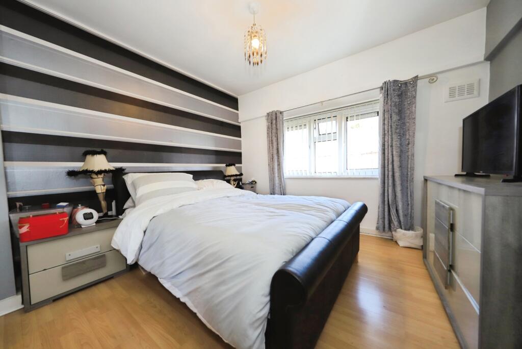 Guy Avenue, WOLVERHAMPTON, West Midlands, WV10 photo 3