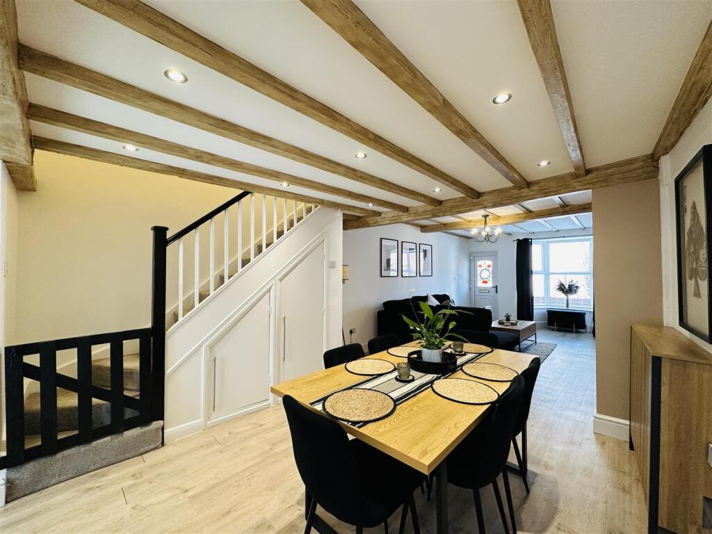 House in Doncaster - View 4