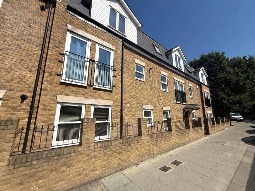 Main image of property: 41 Athenlay Road, London, Nunhead, London, SE15