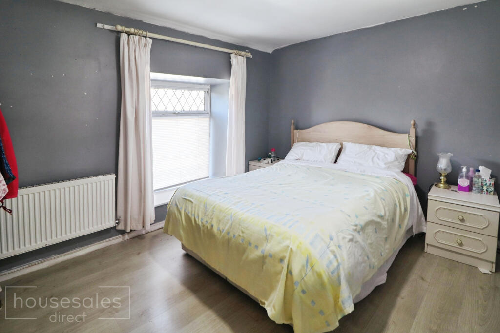 House in Aberdare, Aberaman North - More