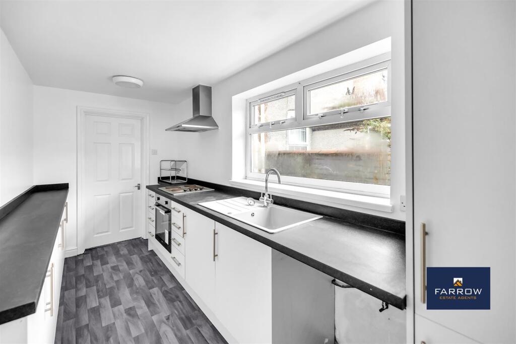 House in Grimsby, West Marsh - View 2