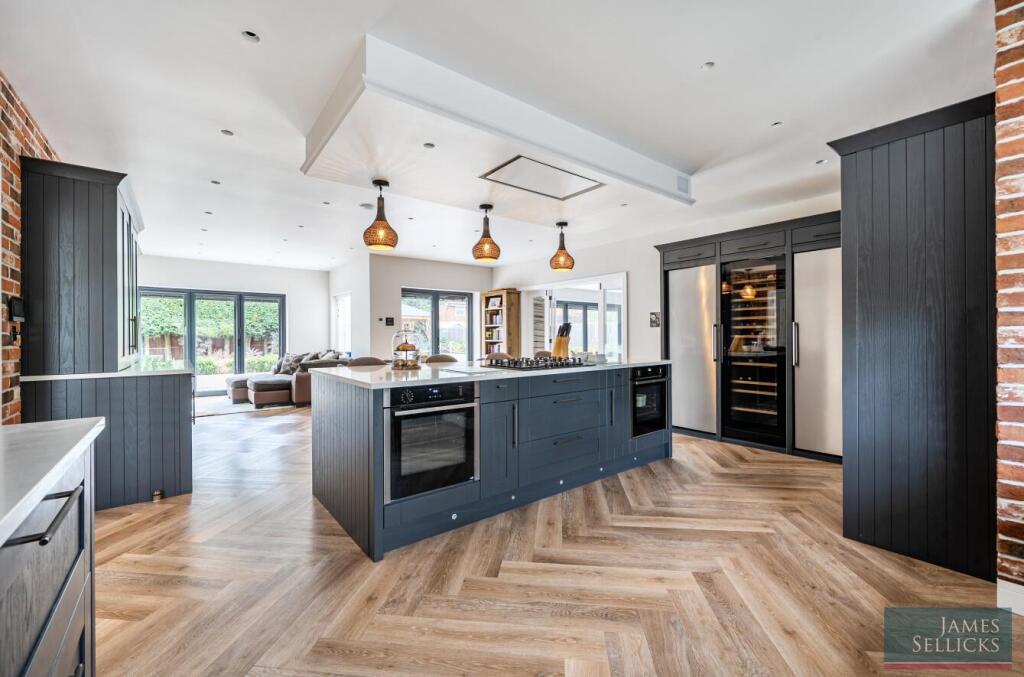 House in Leicester - View 2