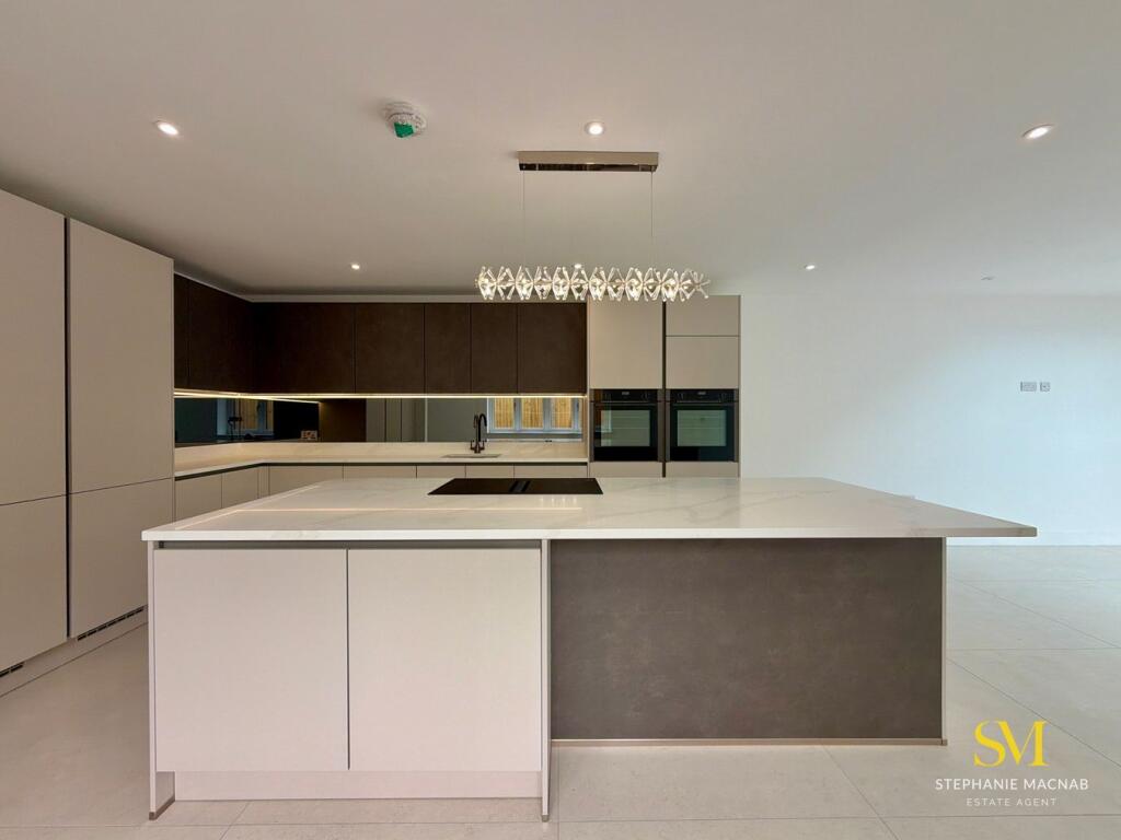 House in Sefton, Hightown - View 5