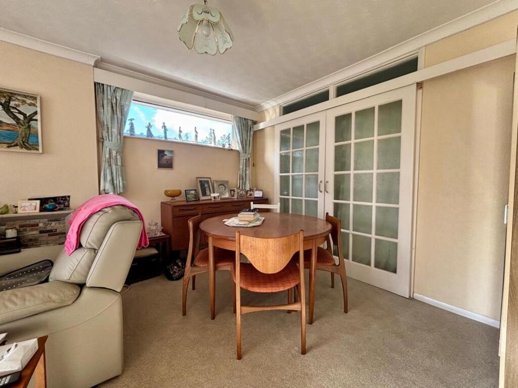 House in Northampton, Headlands - View 5
