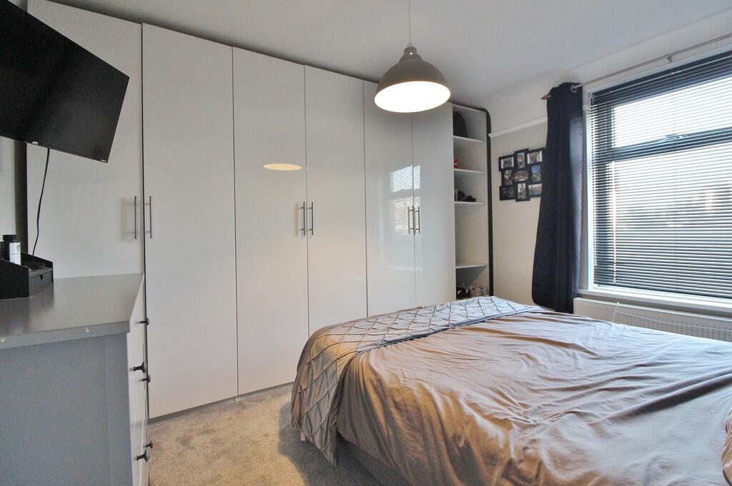 Apartment in Portsmouth - More