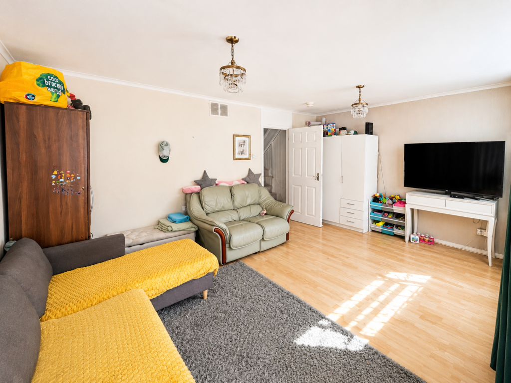 Apartment in Guildford - View 5