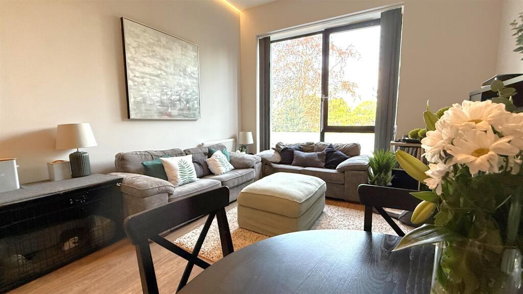 Apartment in Birmingham, Bournville - More