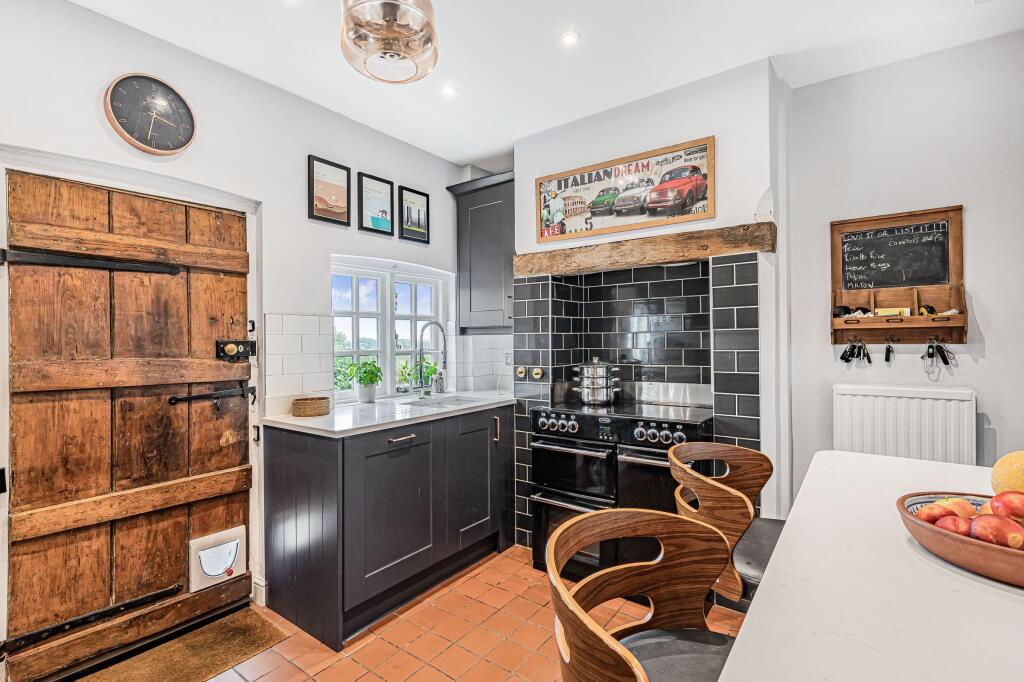 House in Tonbridge - More