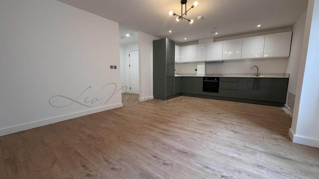 Main image of property: Caroline Street, London, E1