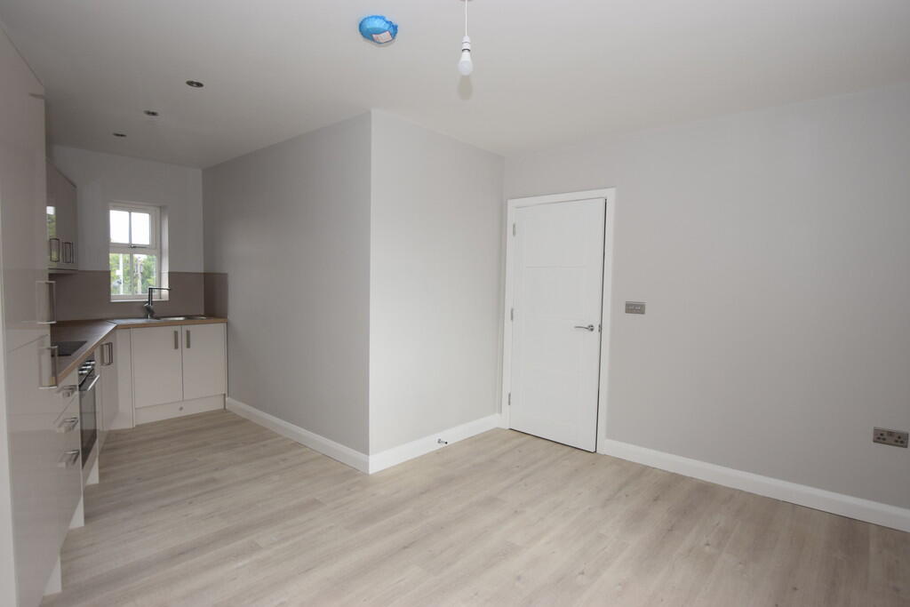 Apartment in Hinckley and Bosworth, Leicestershire - View 3