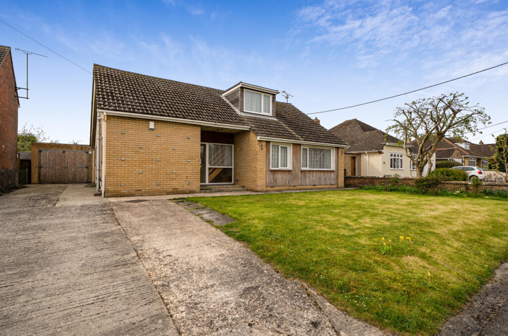 Main image of property: Carisbrooke Terrace, Chiseldon, Swindon, SN4