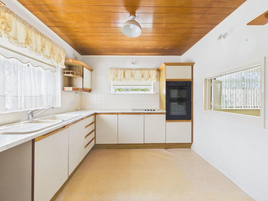 Boxgrove, Goring-by-Sea, Worthing, BN12 photo 3