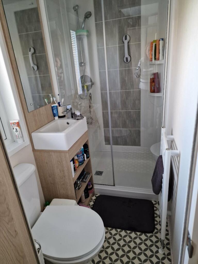 House in Newcastle upon Tyne - More