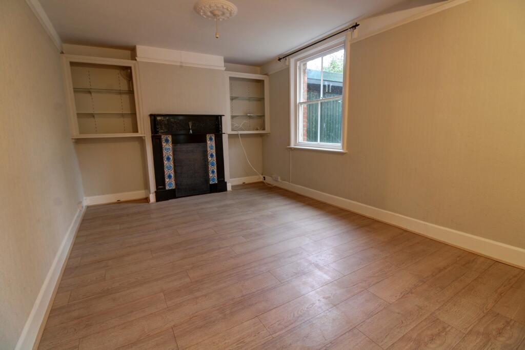 House in Basingstoke and Deane, Mortimer West End - View 2