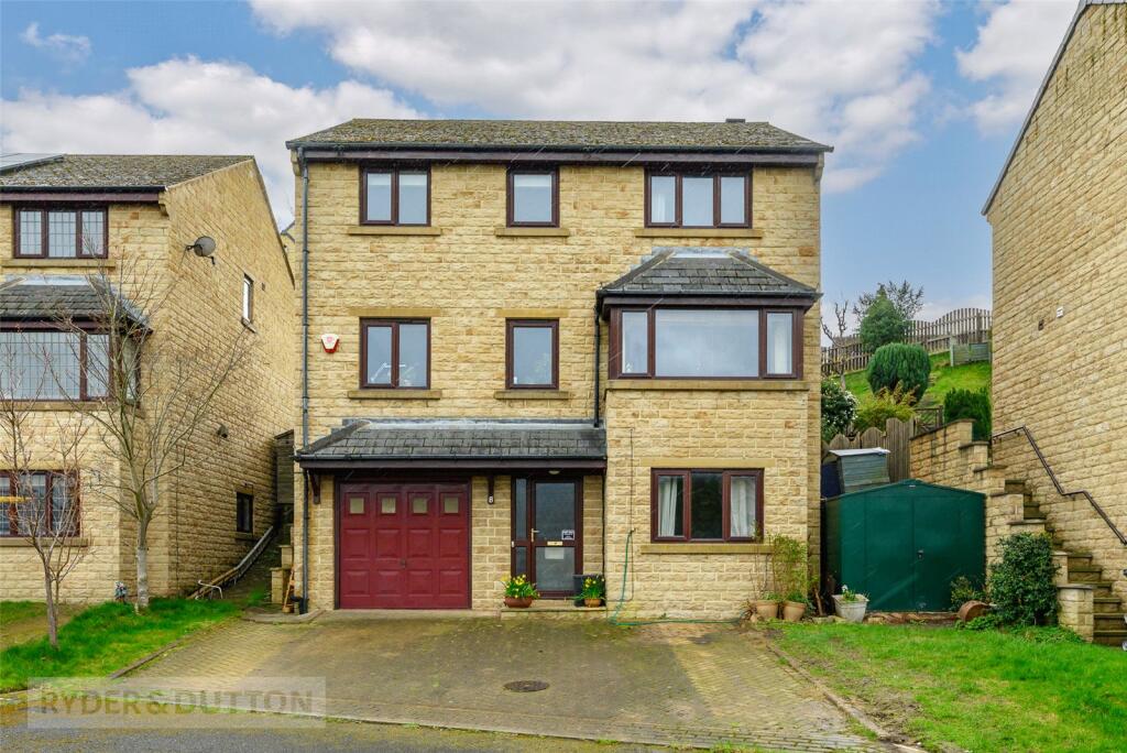Main image of property: Stratton Close, Rastrick, Brighouse, West Yorkshire, HD6