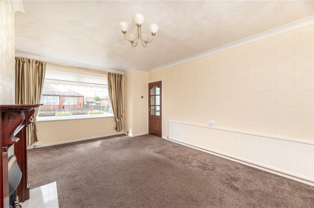 West Farm Avenue, Leeds, West Yorkshire, LS10 photo 4