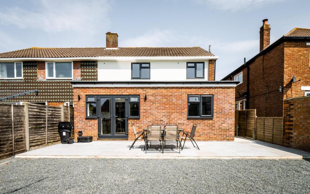 Main image of property: Room 4, Chalkridge Road, Portsmouth